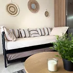 Apartamento Thess Dot