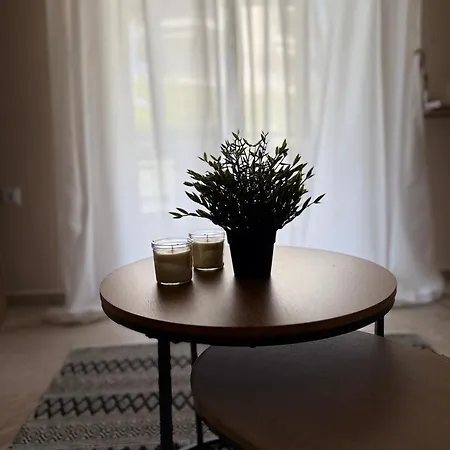 Apartman Thess Dot *