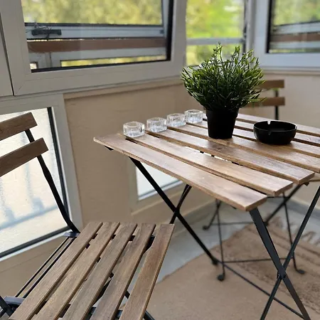 Thess Dot Apartman *